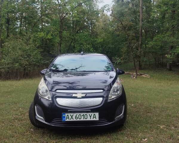 Черный Шевроле Spark EV, объемом двигателя 0 л и пробегом 79 тыс. км за 8600 $, фото 1 на Automoto.ua