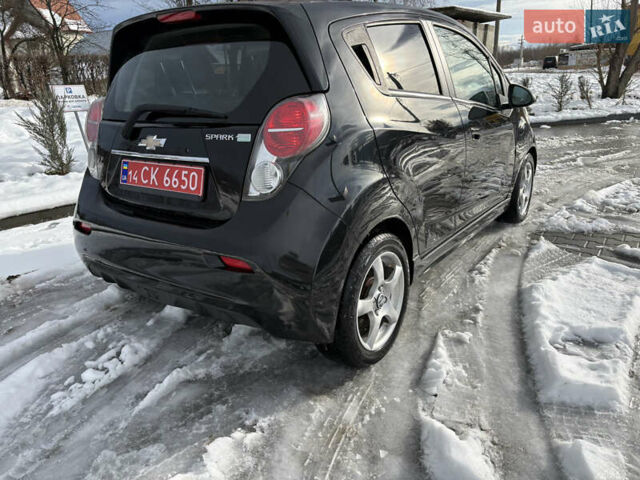 Черный Шевроле Spark EV, объемом двигателя 0 л и пробегом 90 тыс. км за 5999 $, фото 13 на Automoto.ua