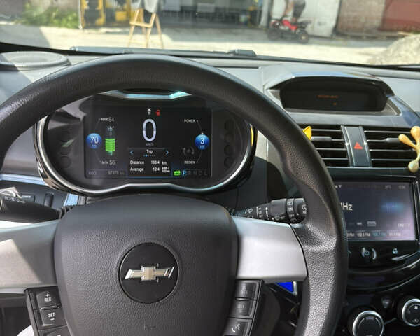 Чорний Шевроле Spark EV, об'ємом двигуна 0 л та пробігом 97 тис. км за 5500 $, фото 5 на Automoto.ua