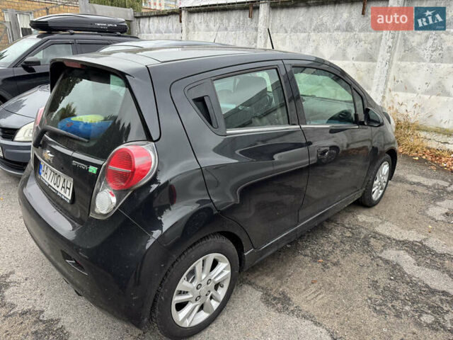 Черный Шевроле Spark EV, объемом двигателя 0 л и пробегом 106 тыс. км за 6400 $, фото 2 на Automoto.ua