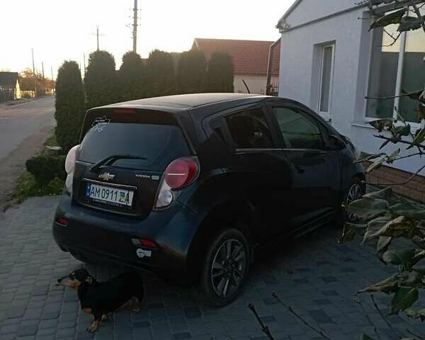 Чорний Шевроле Spark EV, об'ємом двигуна 0 л та пробігом 112 тис. км за 7200 $, фото 2 на Automoto.ua