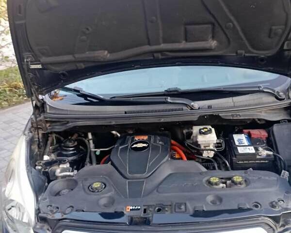 Чорний Шевроле Spark EV, об'ємом двигуна 0 л та пробігом 112 тис. км за 7200 $, фото 3 на Automoto.ua