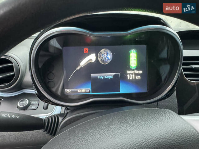 Черный Шевроле Spark EV, объемом двигателя 0 л и пробегом 106 тыс. км за 6400 $, фото 10 на Automoto.ua