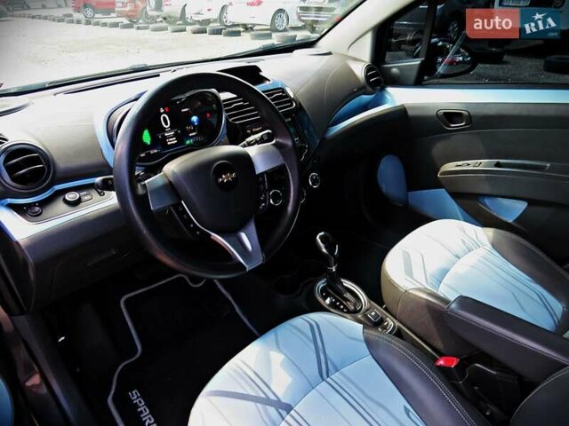 Коричневий Шевроле Spark EV, об'ємом двигуна 0 л та пробігом 121 тис. км за 7900 $, фото 5 на Automoto.ua