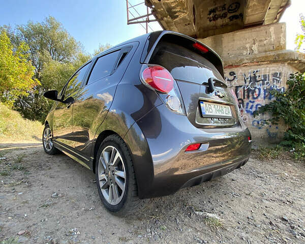 Сірий Шевроле Spark EV, об'ємом двигуна 0 л та пробігом 70 тис. км за 8500 $, фото 7 на Automoto.ua