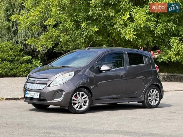 Серый Шевроле Spark EV, объемом двигателя 0 л и пробегом 120 тыс. км за 6500 $, фото 3 на Automoto.ua