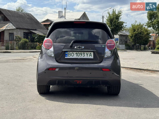 Серый Шевроле Spark EV, объемом двигателя 0 л и пробегом 120 тыс. км за 6500 $, фото 31 на Automoto.ua