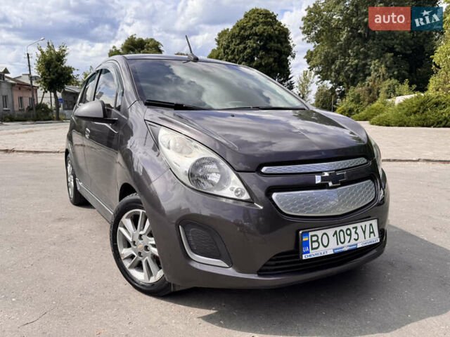 Серый Шевроле Spark EV, объемом двигателя 0 л и пробегом 120 тыс. км за 6500 $, фото 23 на Automoto.ua