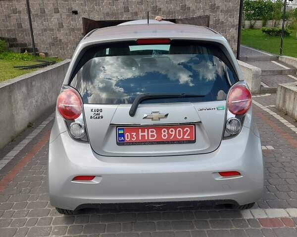 Серый Шевроле Spark EV, объемом двигателя 0 л и пробегом 89 тыс. км за 6200 $, фото 19 на Automoto.ua