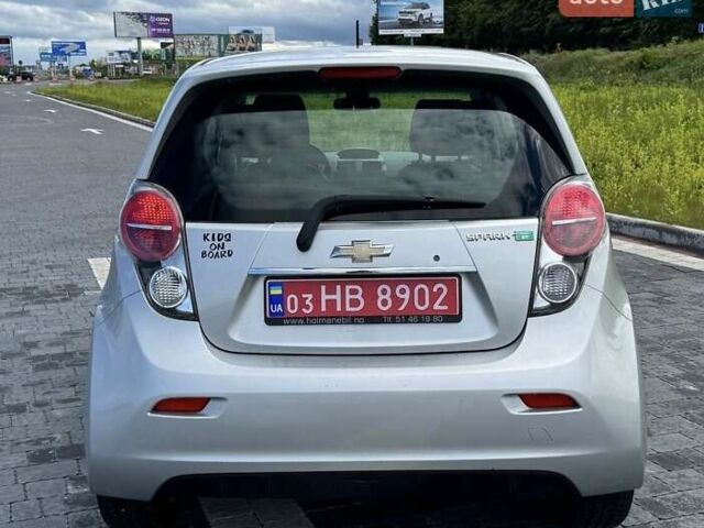 Сірий Шевроле Spark EV, об'ємом двигуна 0 л та пробігом 88 тис. км за 6300 $, фото 1 на Automoto.ua