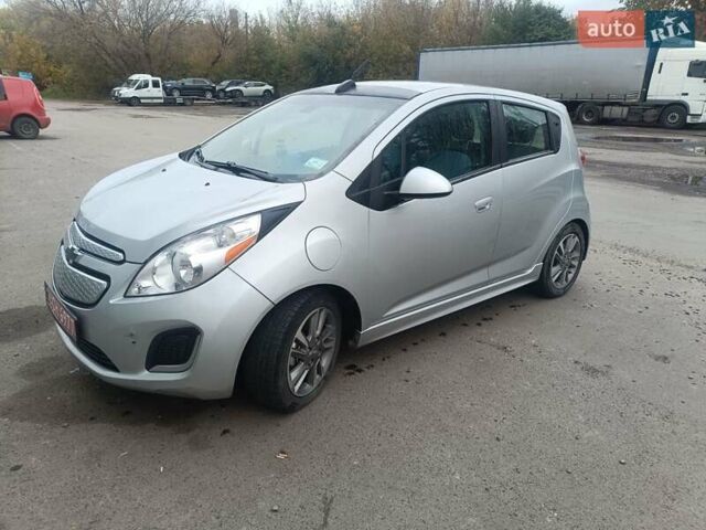 Серый Шевроле Spark EV, объемом двигателя 0 л и пробегом 93 тыс. км за 6100 $, фото 7 на Automoto.ua