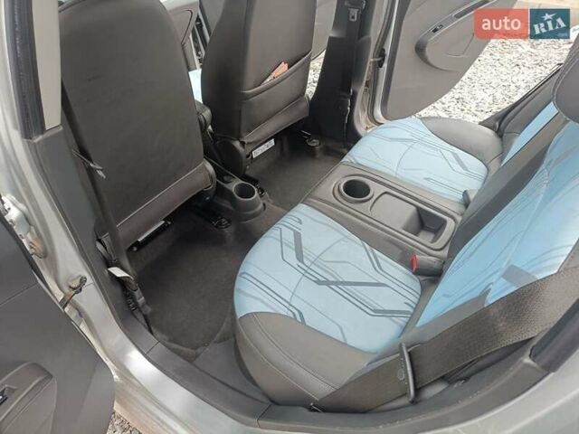 Серый Шевроле Spark EV, объемом двигателя 0 л и пробегом 93 тыс. км за 6100 $, фото 13 на Automoto.ua