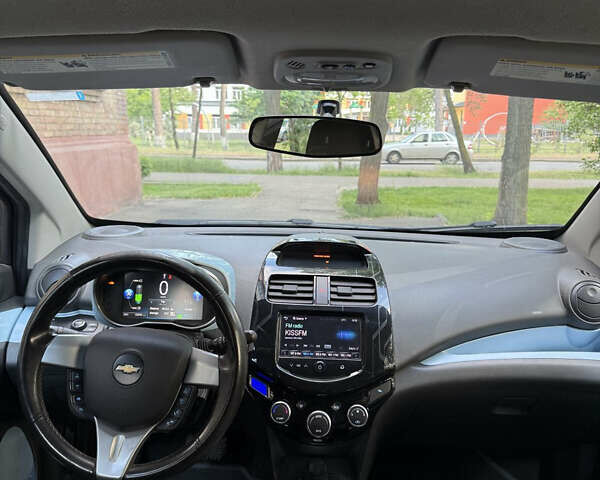Синій Шевроле Spark EV, об'ємом двигуна 0 л та пробігом 132 тис. км за 5700 $, фото 1 на Automoto.ua