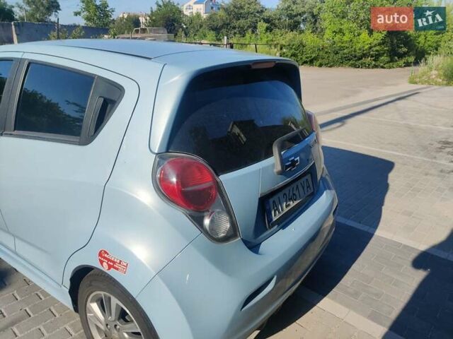 Синій Шевроле Spark EV, об'ємом двигуна 0 л та пробігом 129 тис. км за 6000 $, фото 4 на Automoto.ua