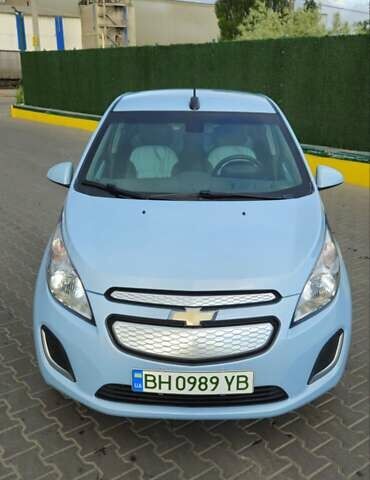 Синий Шевроле Spark EV, объемом двигателя 0 л и пробегом 44 тыс. км за 8300 $, фото 1 на Automoto.ua