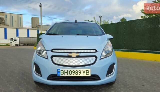 Синий Шевроле Spark EV, объемом двигателя 0 л и пробегом 44 тыс. км за 8300 $, фото 13 на Automoto.ua