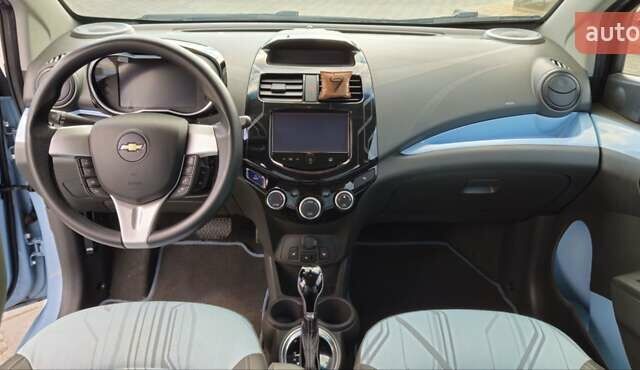 Синий Шевроле Spark EV, объемом двигателя 0 л и пробегом 44 тыс. км за 8300 $, фото 32 на Automoto.ua