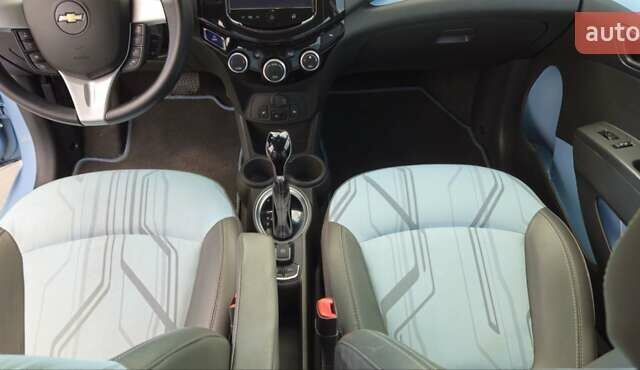 Синий Шевроле Spark EV, объемом двигателя 0 л и пробегом 44 тыс. км за 8300 $, фото 33 на Automoto.ua