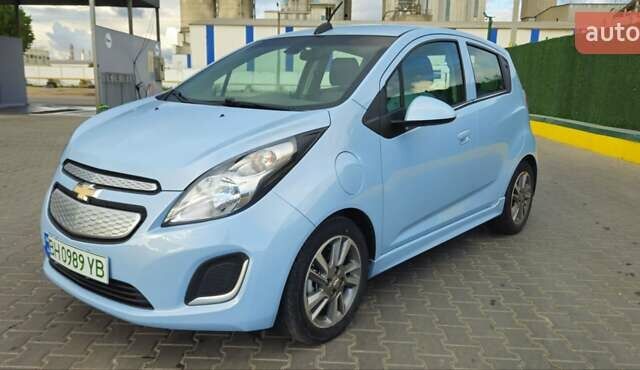 Синий Шевроле Spark EV, объемом двигателя 0 л и пробегом 44 тыс. км за 8300 $, фото 10 на Automoto.ua