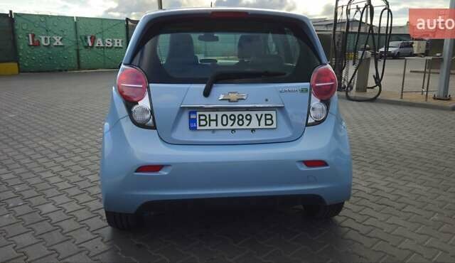Синий Шевроле Spark EV, объемом двигателя 0 л и пробегом 44 тыс. км за 8300 $, фото 12 на Automoto.ua