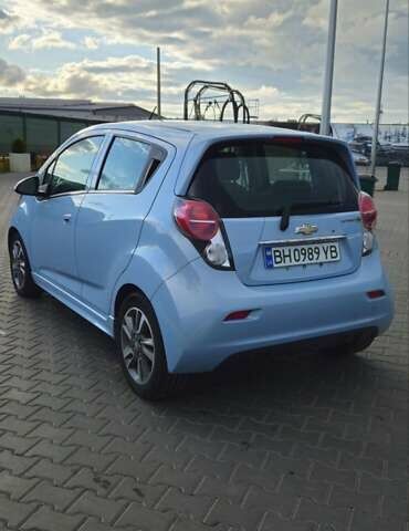 Синий Шевроле Spark EV, объемом двигателя 0 л и пробегом 44 тыс. км за 8300 $, фото 5 на Automoto.ua
