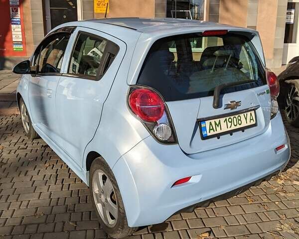 Синій Шевроле Spark EV, об'ємом двигуна 0 л та пробігом 77 тис. км за 8000 $, фото 4 на Automoto.ua