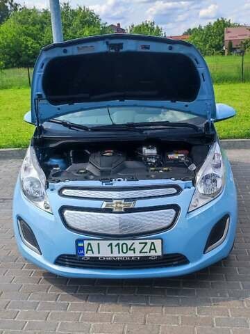 Синий Шевроле Spark EV, объемом двигателя 0 л и пробегом 70 тыс. км за 8500 $, фото 9 на Automoto.ua