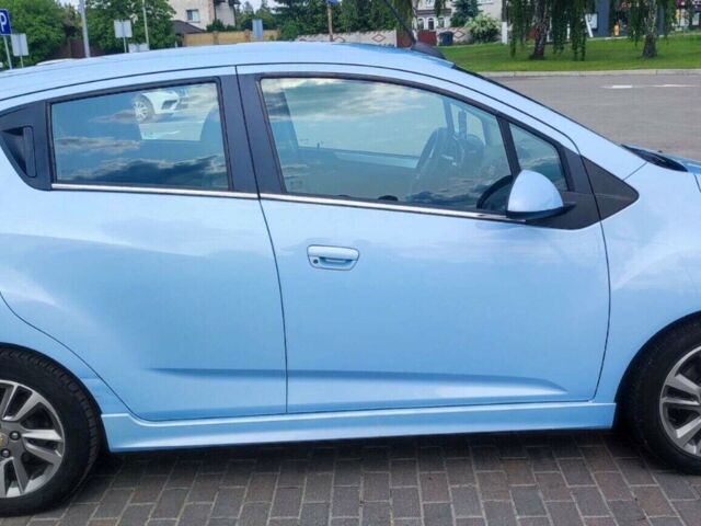 Синій Шевроле Spark EV, об'ємом двигуна 0 л та пробігом 70 тис. км за 7100 $, фото 6 на Automoto.ua