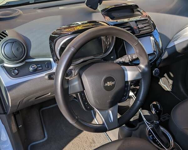 Синій Шевроле Spark EV, об'ємом двигуна 0 л та пробігом 77 тис. км за 8000 $, фото 6 на Automoto.ua