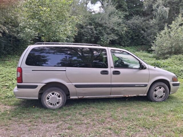 Коричневий Шевроле Venture, об'ємом двигуна 3 л та пробігом 350 тис. км за 1200 $, фото 1 на Automoto.ua