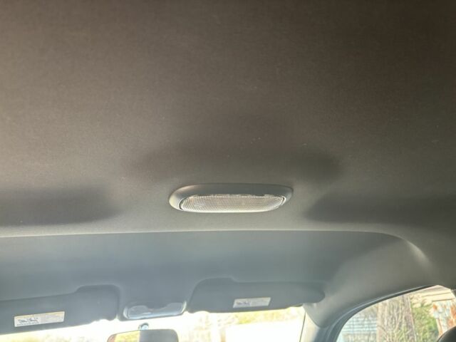 Белый Крайслер 200, объемом двигателя 2.4 л и пробегом 310 тыс. км за 5900 $, фото 19 на Automoto.ua