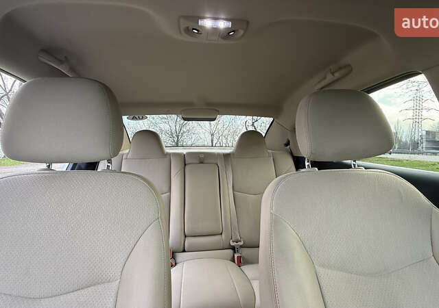 Белый Крайслер 200, объемом двигателя 2.36 л и пробегом 178 тыс. км за 6500 $, фото 26 на Automoto.ua