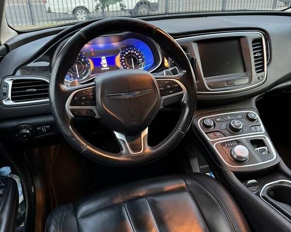 Белый Крайслер 200, объемом двигателя 3.6 л и пробегом 205 тыс. км за 12500 $, фото 30 на Automoto.ua
