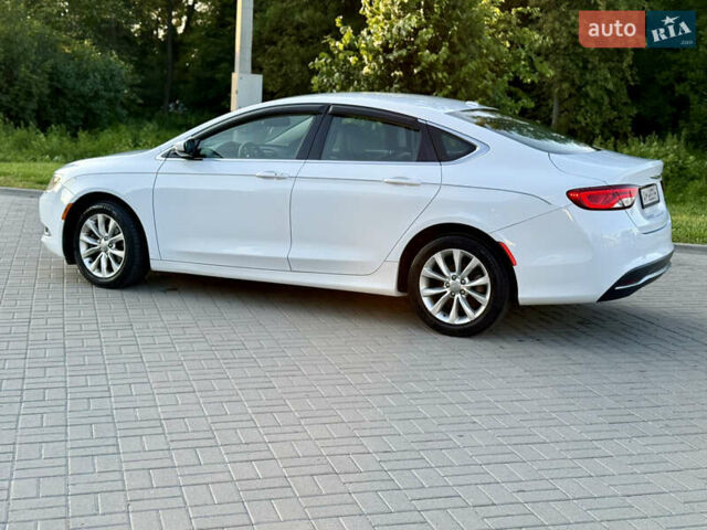 Білий Крайслер 200, об'ємом двигуна 2.4 л та пробігом 140 тис. км за 7950 $, фото 13 на Automoto.ua