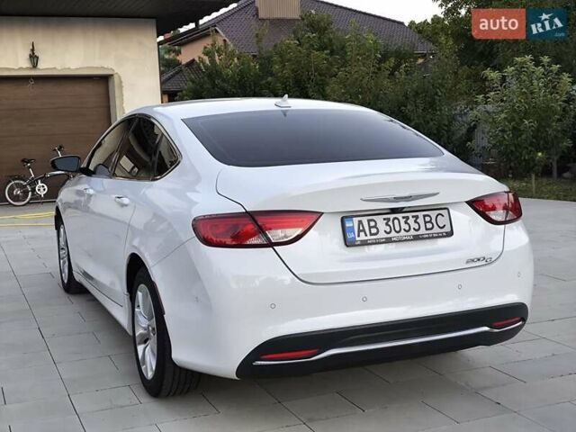 Білий Крайслер 200, об'ємом двигуна 2.36 л та пробігом 90 тис. км за 11500 $, фото 14 на Automoto.ua