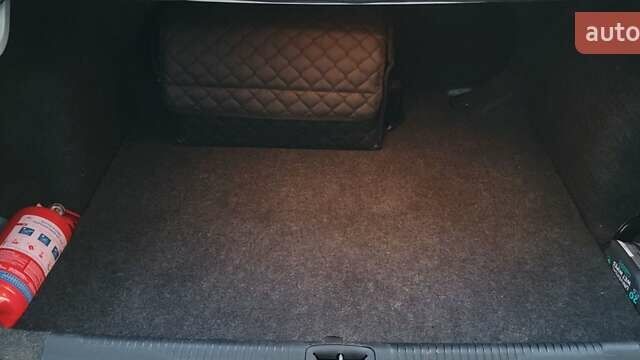 Белый Крайслер 200, объемом двигателя 2.4 л и пробегом 165 тыс. км за 9600 $, фото 31 на Automoto.ua