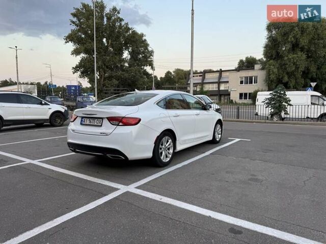 Белый Крайслер 200, объемом двигателя 3.6 л и пробегом 205 тыс. км за 12500 $, фото 7 на Automoto.ua