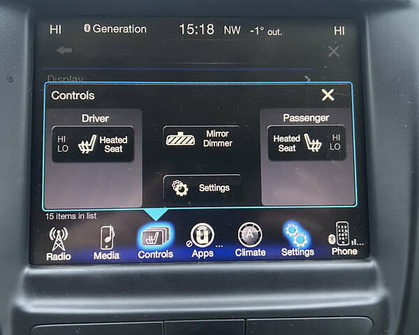 Белый Крайслер 200, объемом двигателя 2.36 л и пробегом 213 тыс. км за 11824 $, фото 24 на Automoto.ua