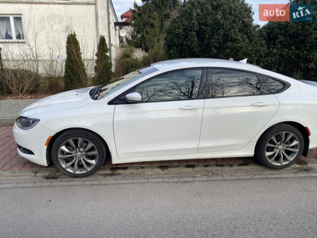 Білий Крайслер 200, об'ємом двигуна 3.6 л та пробігом 182 тис. км за 10000 $, фото 3 на Automoto.ua
