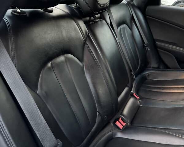 Белый Крайслер 200, объемом двигателя 3.6 л и пробегом 205 тыс. км за 12500 $, фото 25 на Automoto.ua