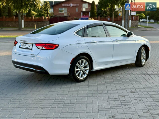 Білий Крайслер 200, об'ємом двигуна 2.4 л та пробігом 140 тис. км за 7950 $, фото 27 на Automoto.ua
