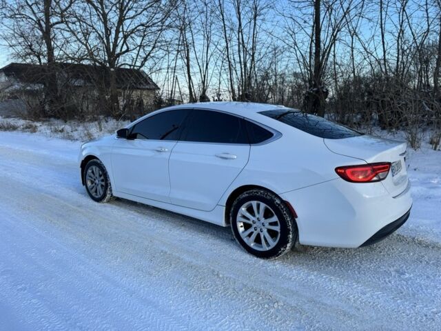 Білий Крайслер 200, об'ємом двигуна 2.4 л та пробігом 135 тис. км за 8650 $, фото 5 на Automoto.ua