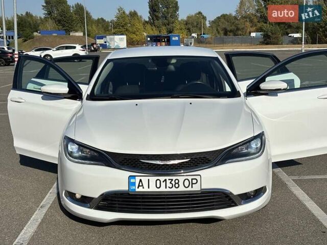 Белый Крайслер 200, объемом двигателя 2.36 л и пробегом 217 тыс. км за 8700 $, фото 34 на Automoto.ua