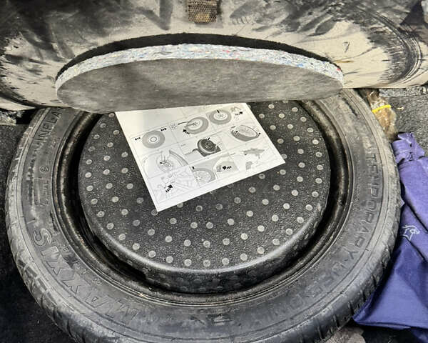 Белый Крайслер 200, объемом двигателя 2.36 л и пробегом 231 тыс. км за 7599 $, фото 18 на Automoto.ua