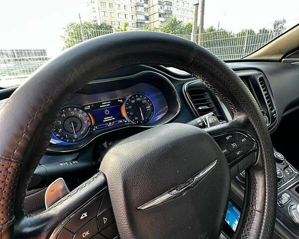 Білий Крайслер 200, об'ємом двигуна 3.61 л та пробігом 208 тис. км за 14500 $, фото 12 на Automoto.ua