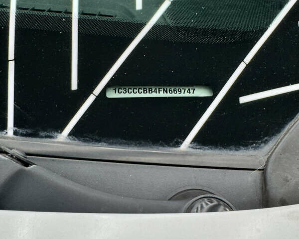 Белый Крайслер 200, объемом двигателя 2.36 л и пробегом 231 тыс. км за 7599 $, фото 17 на Automoto.ua