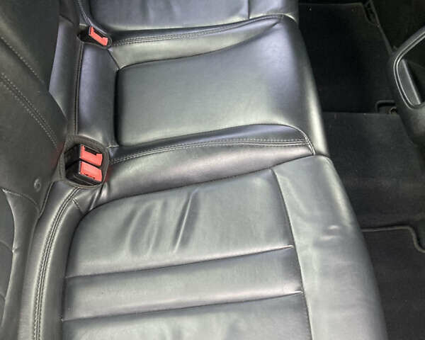 Белый Крайслер 200, объемом двигателя 2.36 л и пробегом 87 тыс. км за 11000 $, фото 8 на Automoto.ua