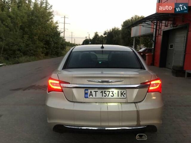 Бежевый Крайслер 200, объемом двигателя 2.4 л и пробегом 85 тыс. км за 8555 $, фото 21 на Automoto.ua