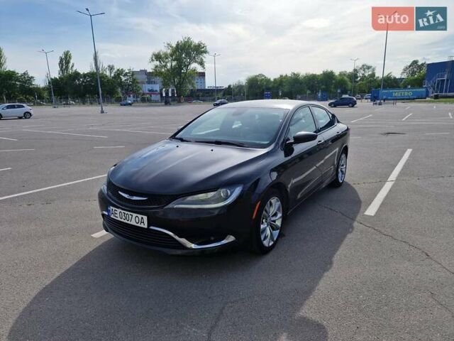 Черный Крайслер 200, объемом двигателя 2.36 л и пробегом 156 тыс. км за 8900 $, фото 1 на Automoto.ua
