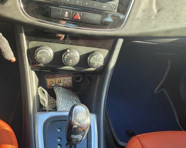 Черный Крайслер 200, объемом двигателя 2.36 л и пробегом 290 тыс. км за 6999 $, фото 4 на Automoto.ua